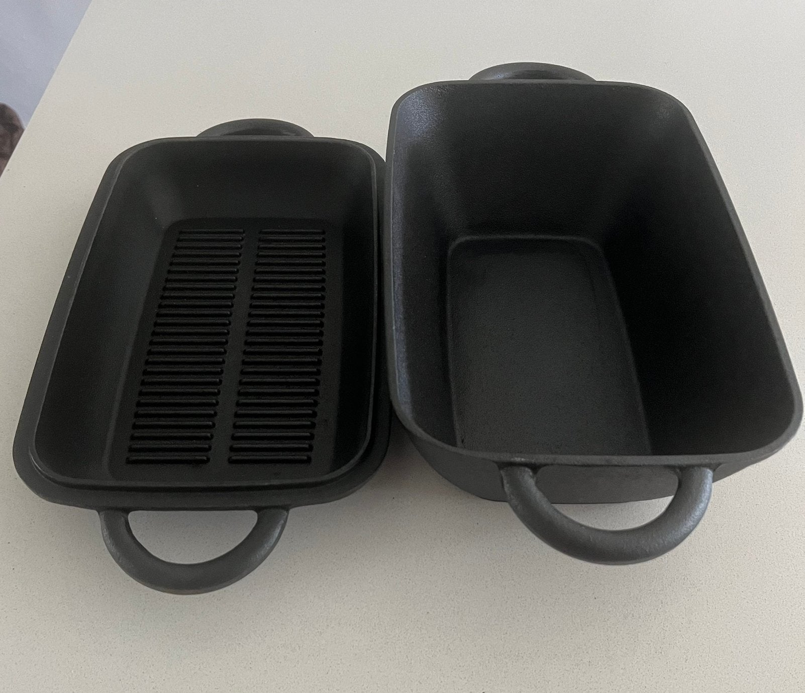 KRUSTENZAUBER 34 cm gietijzeren brood/braadpan, Huis en Inrichting, Keuken | Potten en Pannen, Gietijzer, Met handvatten, Ophalen of Verzenden