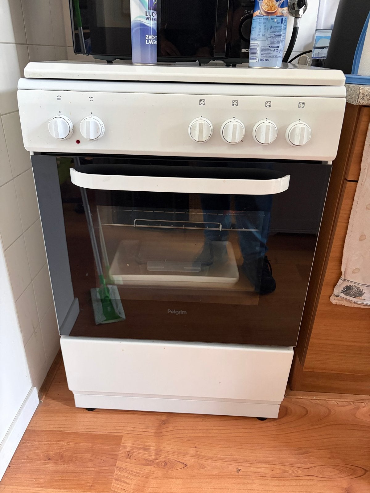 Pelgrim Fornuis met Oven - Wit, Ophalen, Gebruikt, 60 cm of meer, 4 kookzones