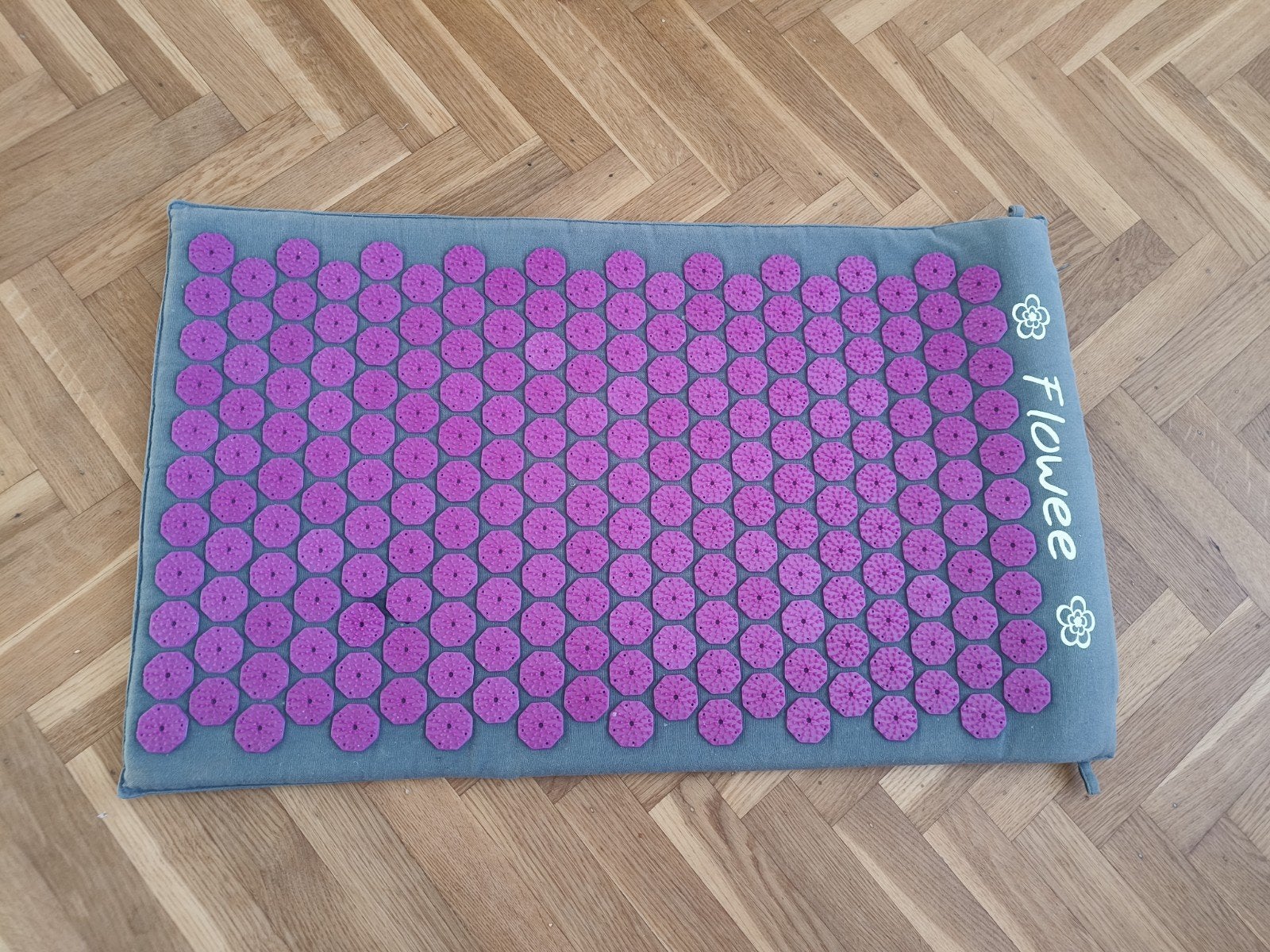 Flowee acupressuurmat - ontspanning en pijnverlichting, Sport en Fitness, Gezondheidsproducten en Wellness, Ophalen of Verzenden