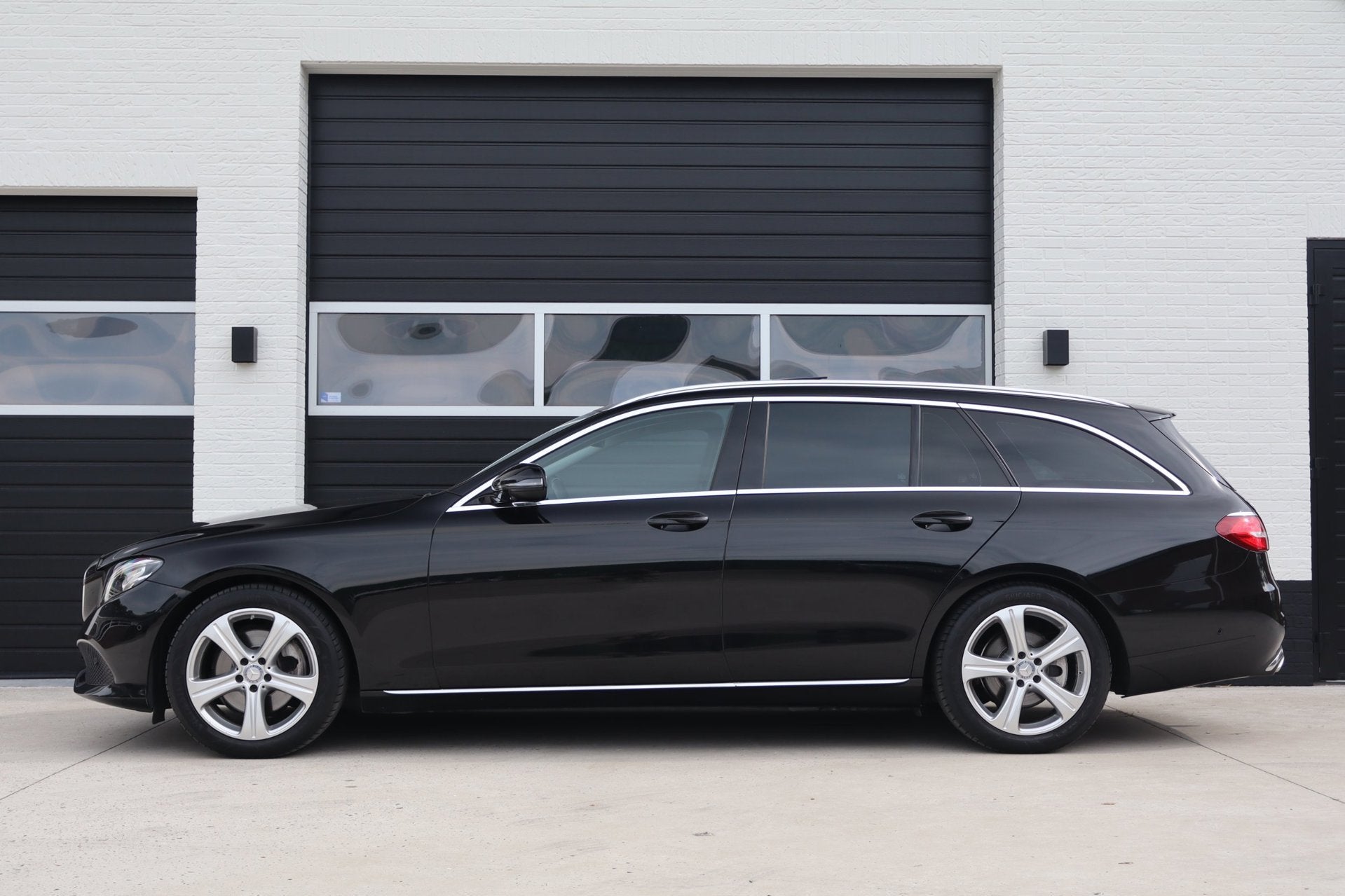 Mercedes-Benz E-klasse Estate 250 211pk Prestige Plus - Pano, Auto's, Automaat, Achterwielaandrijving, Gebruikt, 4 cilinders