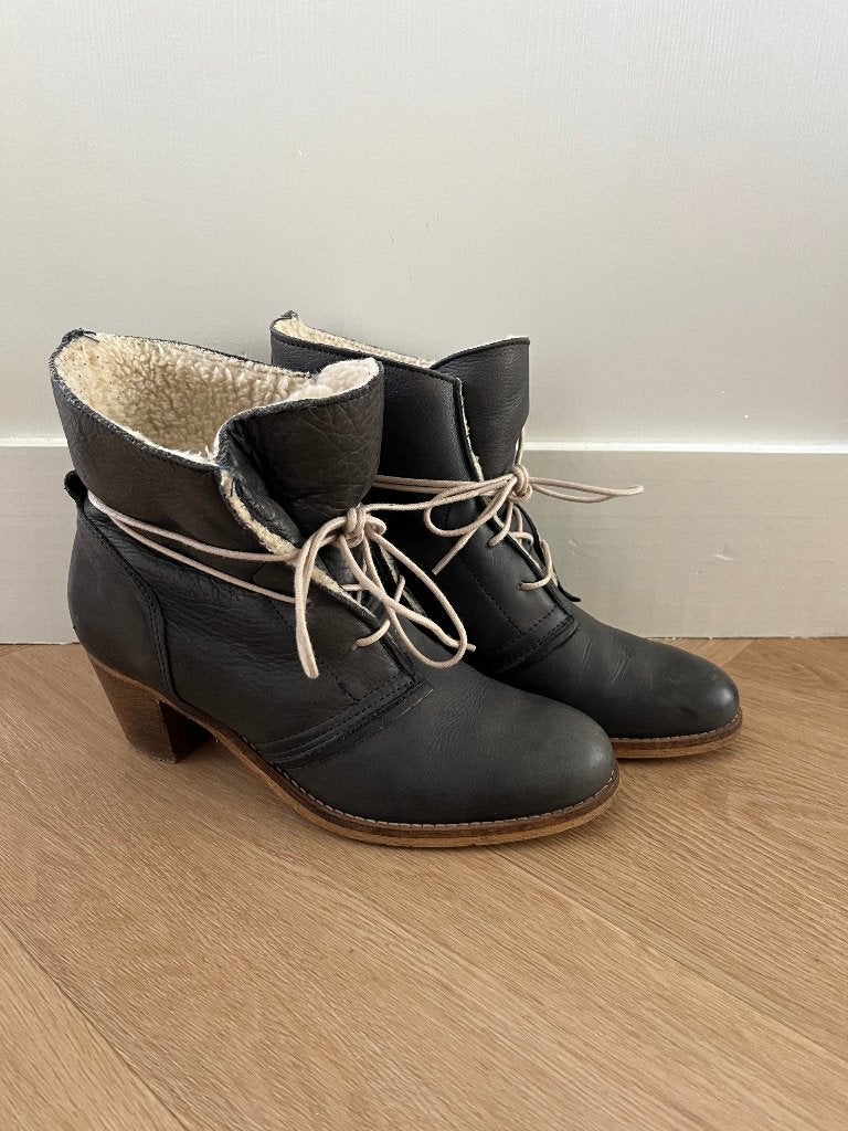 Enkellaarzen dames blauw - Cellini - maat 39, Blauw, Cellini, Ophalen of Verzenden, Zo goed als nieuw