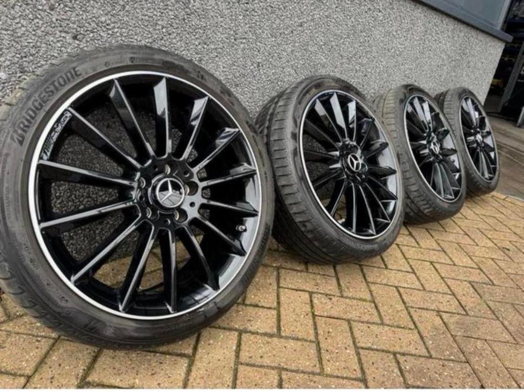 Mercedes Amg Velgen Origineel 225 40 19 A B C Cla GLA Klasse, Auto-onderdelen, 19 inch, Total car expert, Banden en Velgen, Totalcarexpert@hotmail.com