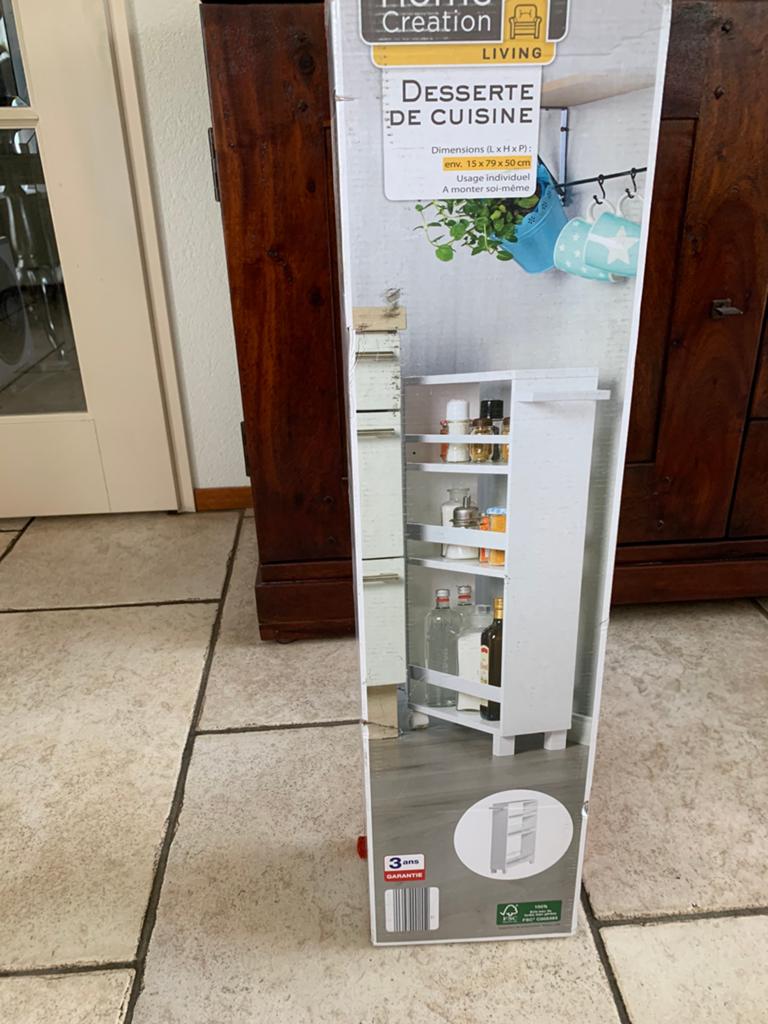 Camping of keuken kast nieuw, Ophalen, Zo goed als nieuw, Hout, Cd's