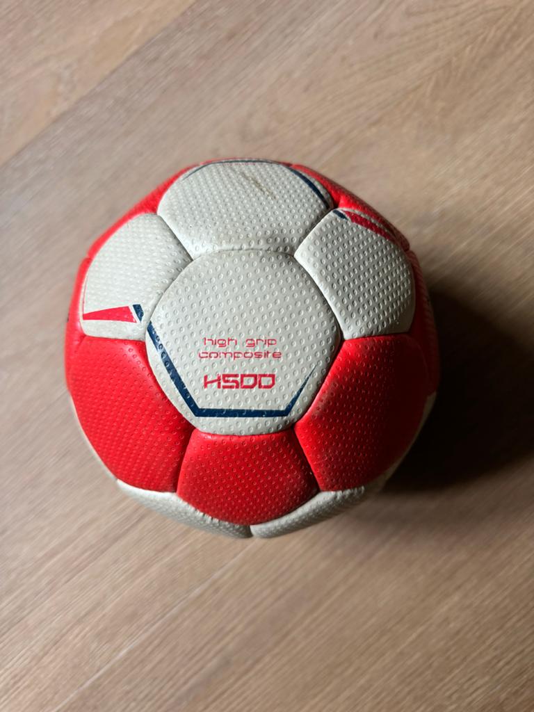 Handbal bal maat 2 dames - Zo goed als nieuw, Ophalen, Zo goed als nieuw, Bal