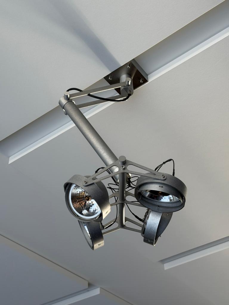 Modular Nomad plofondlamp met 4 spots, Huis en Inrichting, Lampen | Plafondlampen, Ophalen of Verzenden, Zo goed als nieuw