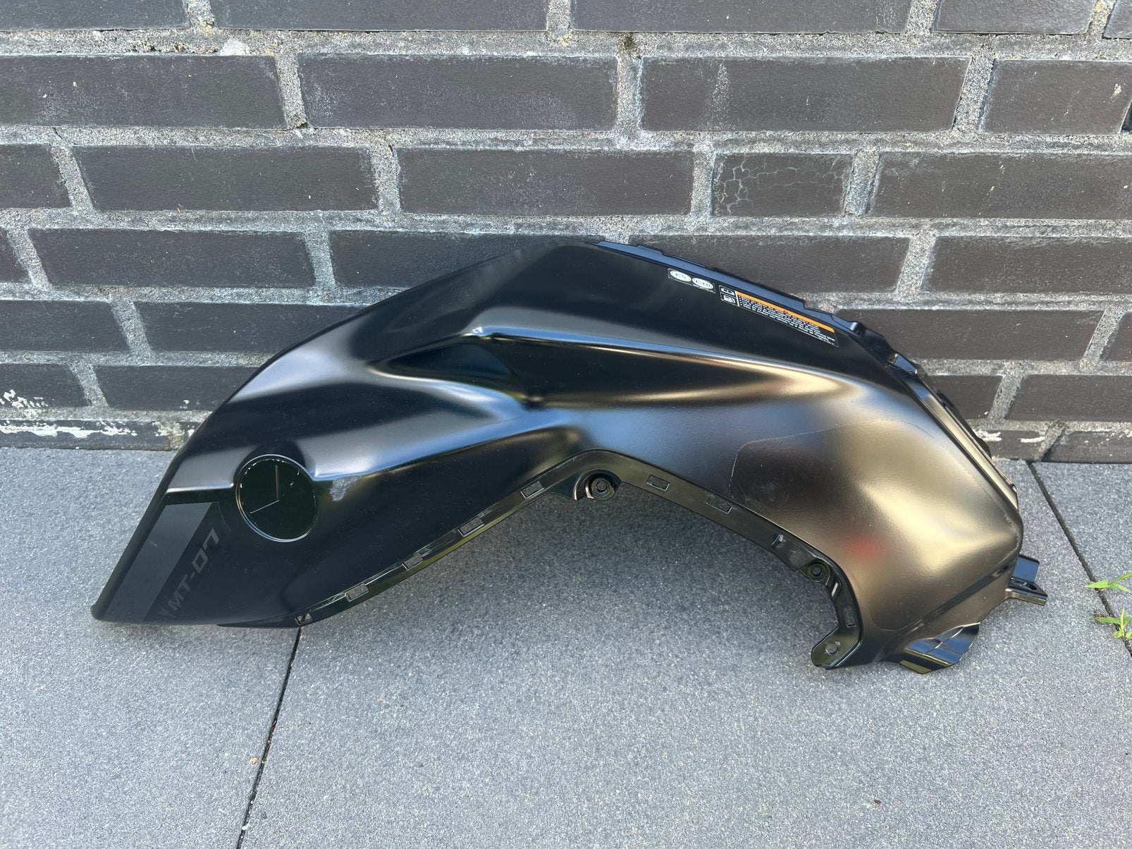 Yamaha MT-07 Tankcover links AT2412900P1, Ophalen, Gebruikt