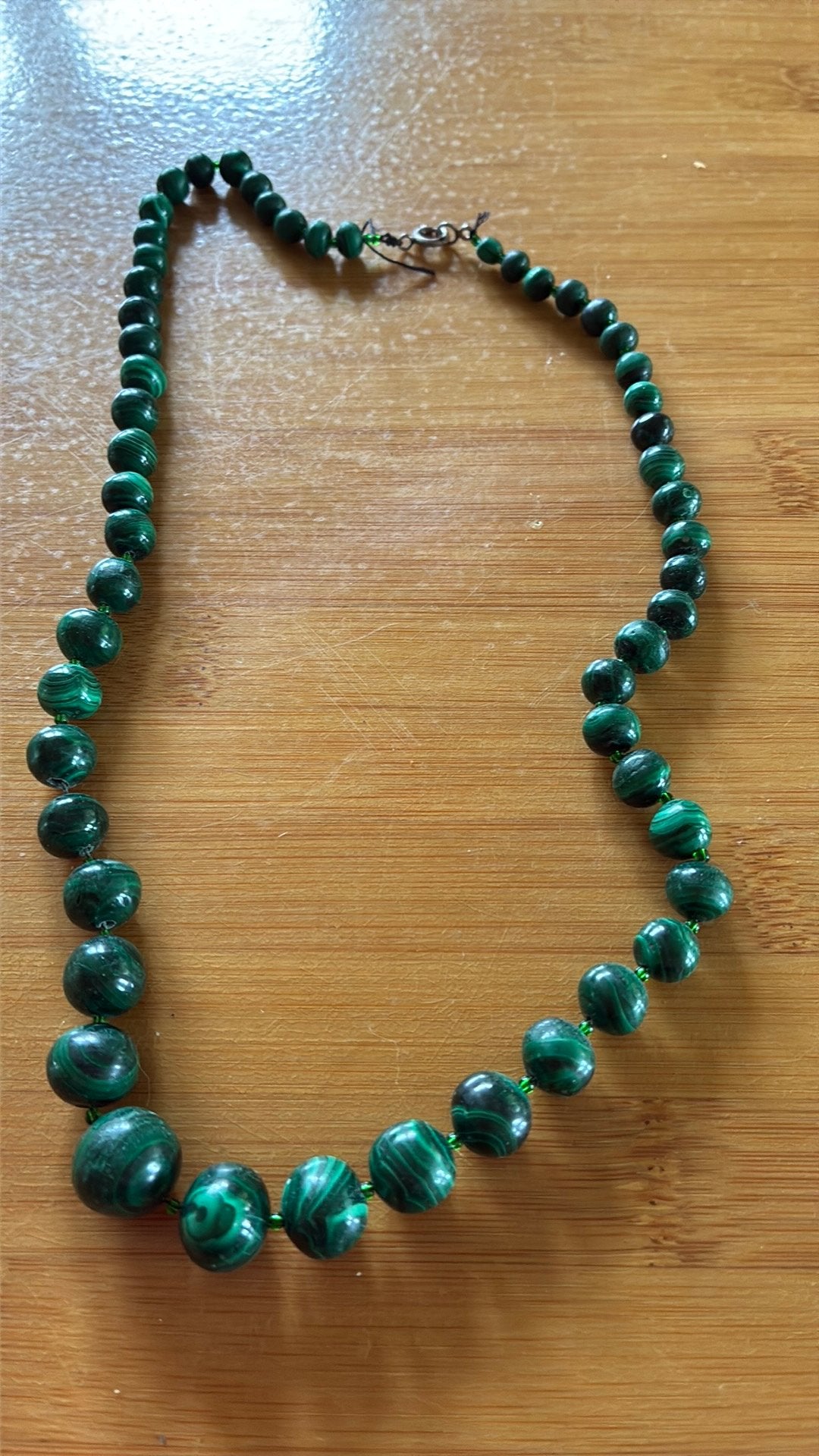 Mooie Malachiet Kralen Ketting - Groen, Sieraden, Tassen en Uiterlijk, Kettingen, Gebruikt, Steen of Mineraal, Groen, Met edelsteen