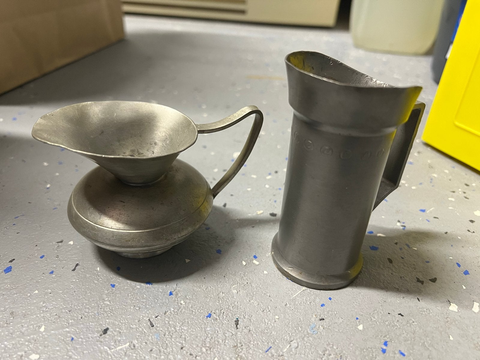 Set van 2 Vintage Tinnen Kannetjes, Antiek en Kunst, Antiek | Tin, Ophalen of Verzenden