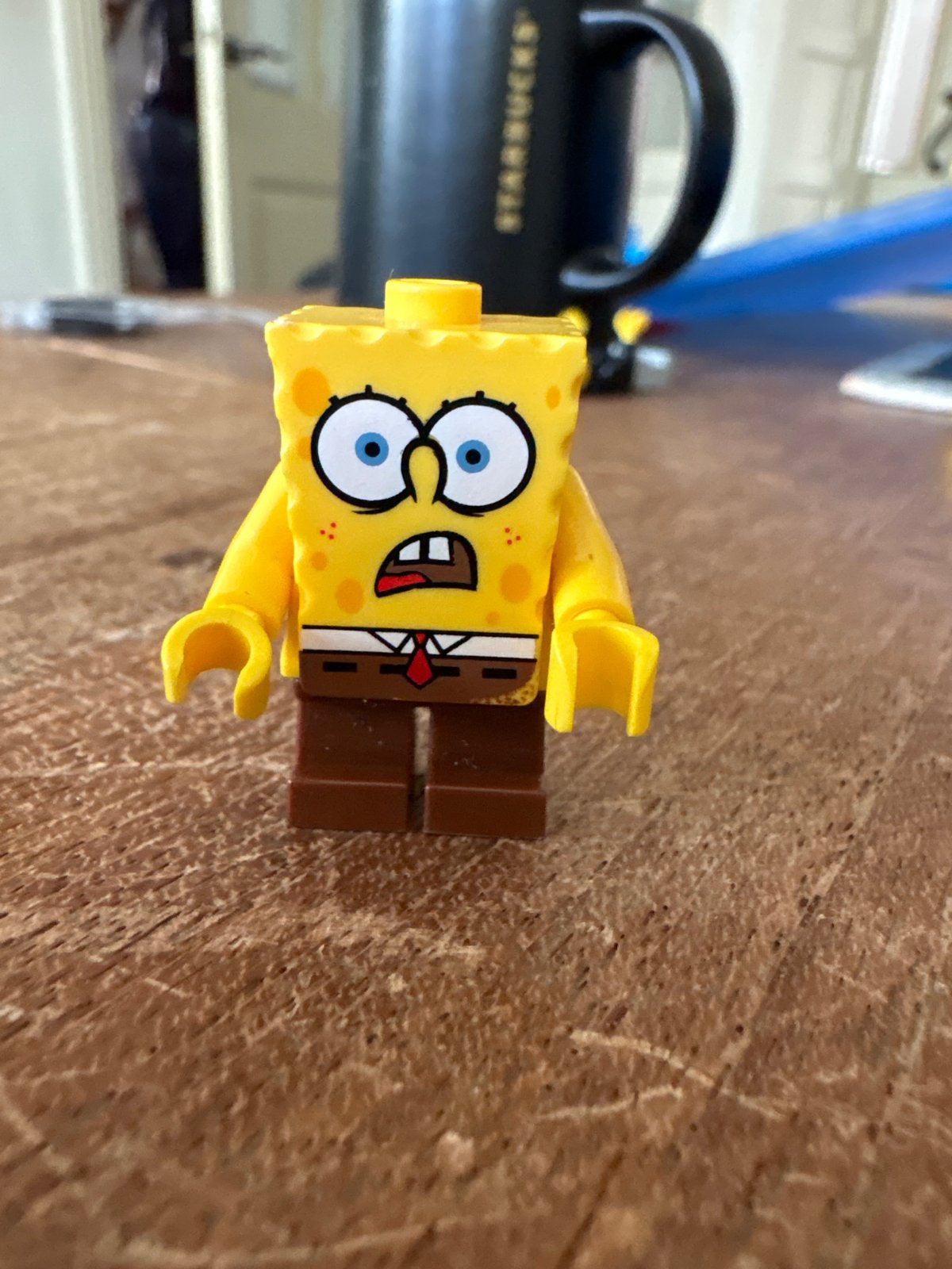 LEGO SpongeBob Minifiguur "Geschrokken" (bob007), Ophalen of Verzenden, Gebruikt, Overige merken