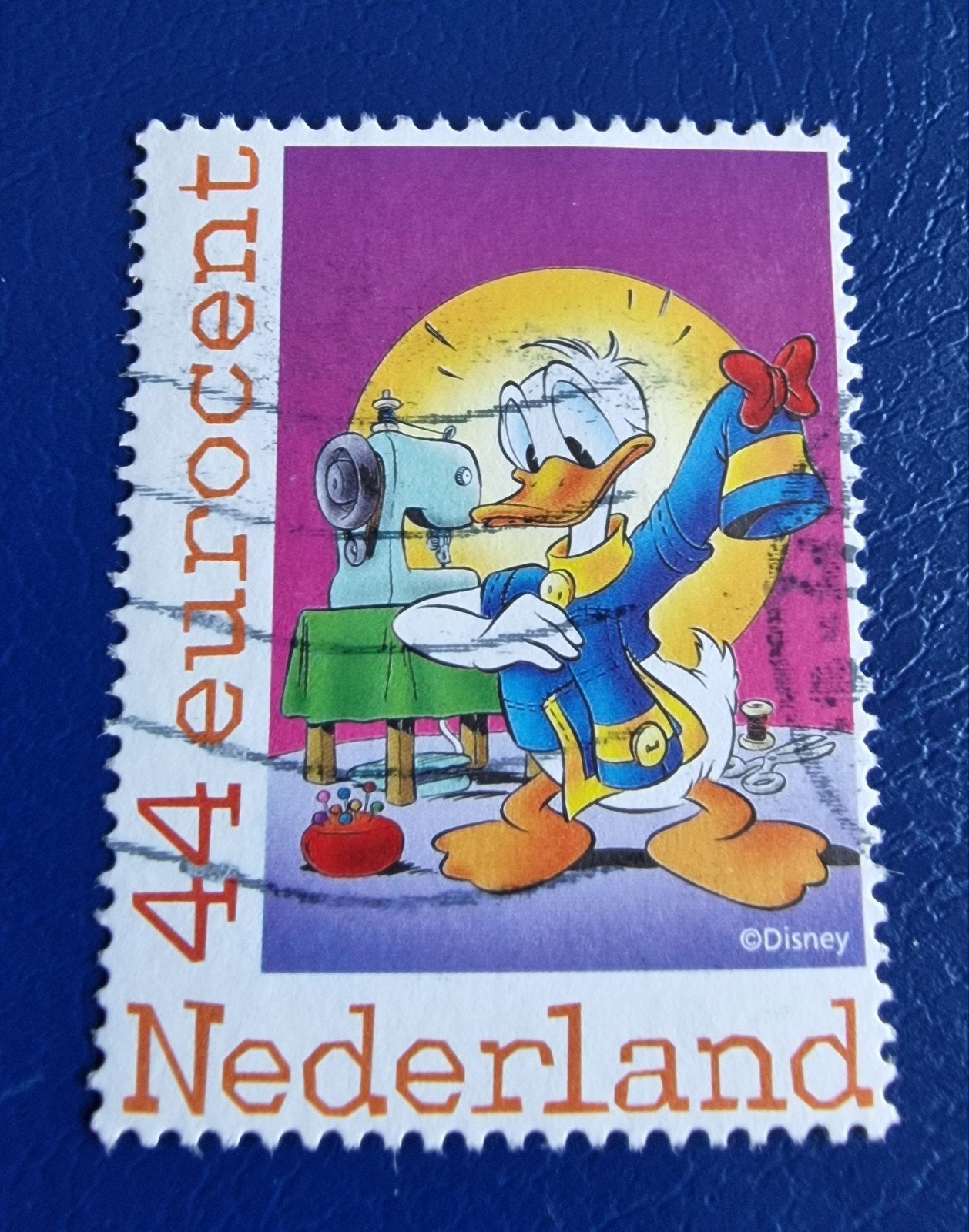 kv1260 persoonlijke  postzegel Donald Duck met kijker, Postzegels en Munten, Postzegels | Nederland, Ophalen of Verzenden, Na 1940