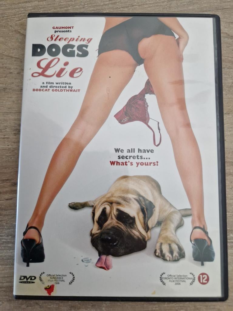 Sleeping dogs lie, Alle leeftijden, Ophalen of Verzenden, Zo goed als nieuw, Romantische komedie