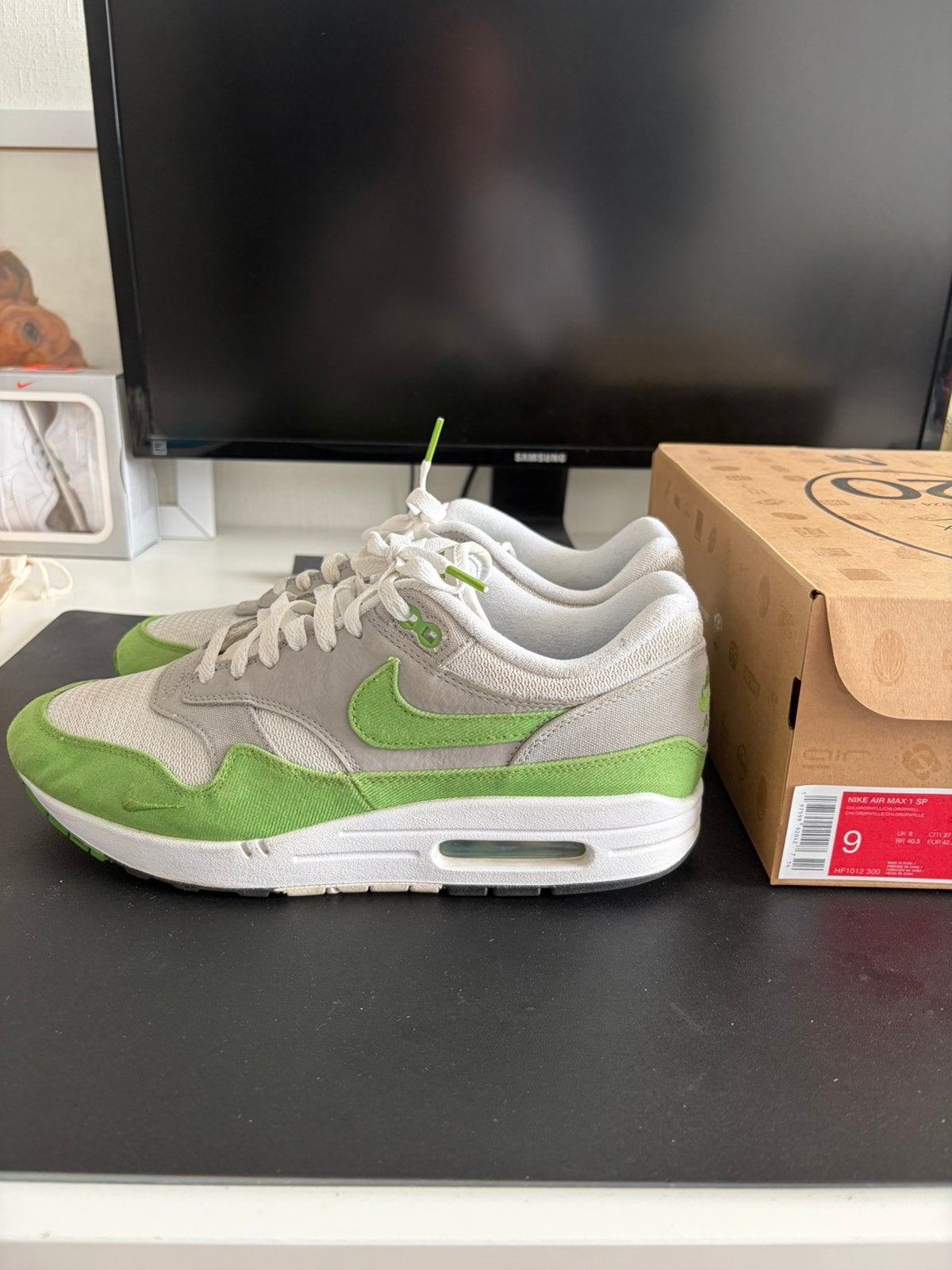 Nike Air Max 1 Patta Chlorophyll Maat 42,5 - Gedragen, Ophalen of Verzenden, Zo goed als nieuw, Overige kleuren