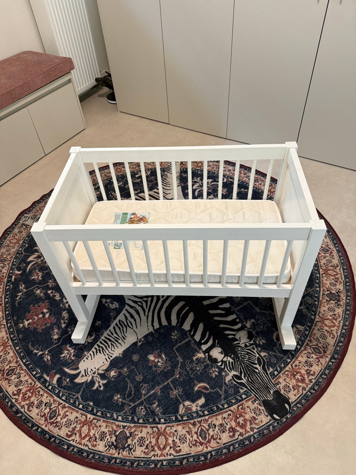 Witte schommelwieg met matras 80x40 cm, Kinderen en Baby's, Babywiegjes en Ledikanten, Zo goed als nieuw, Wieg, Ophalen