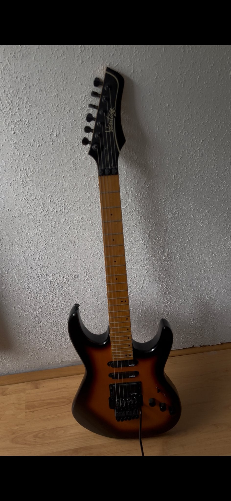 Vantage 118BDT elektrische gitaar - Zo goed als nieuw