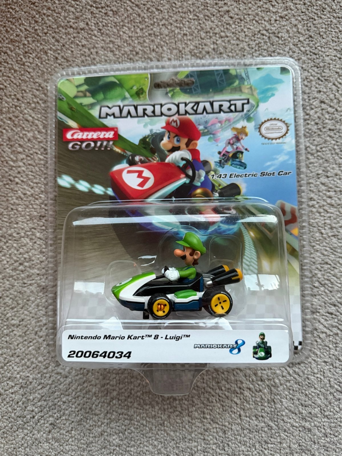 Carrera GO!!! Nintendo Mario Kart 8 Luigi in Kart, Kinderen en Baby's, Onderdelen, Carrera, Nieuw, Ophalen of Verzenden
