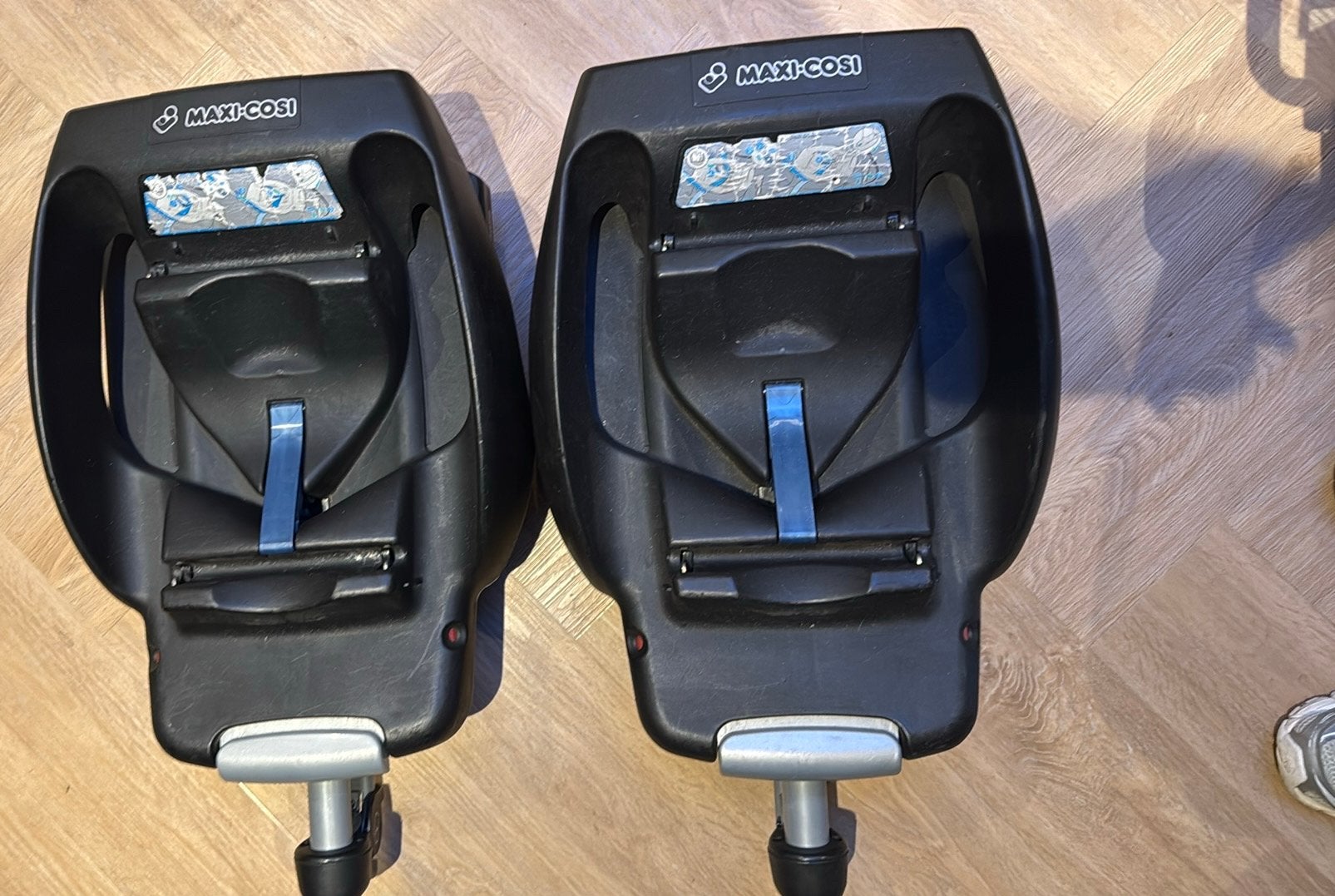 2x Maxi Cosi EasyBase Cabriofix, Ophalen, Gebruikt