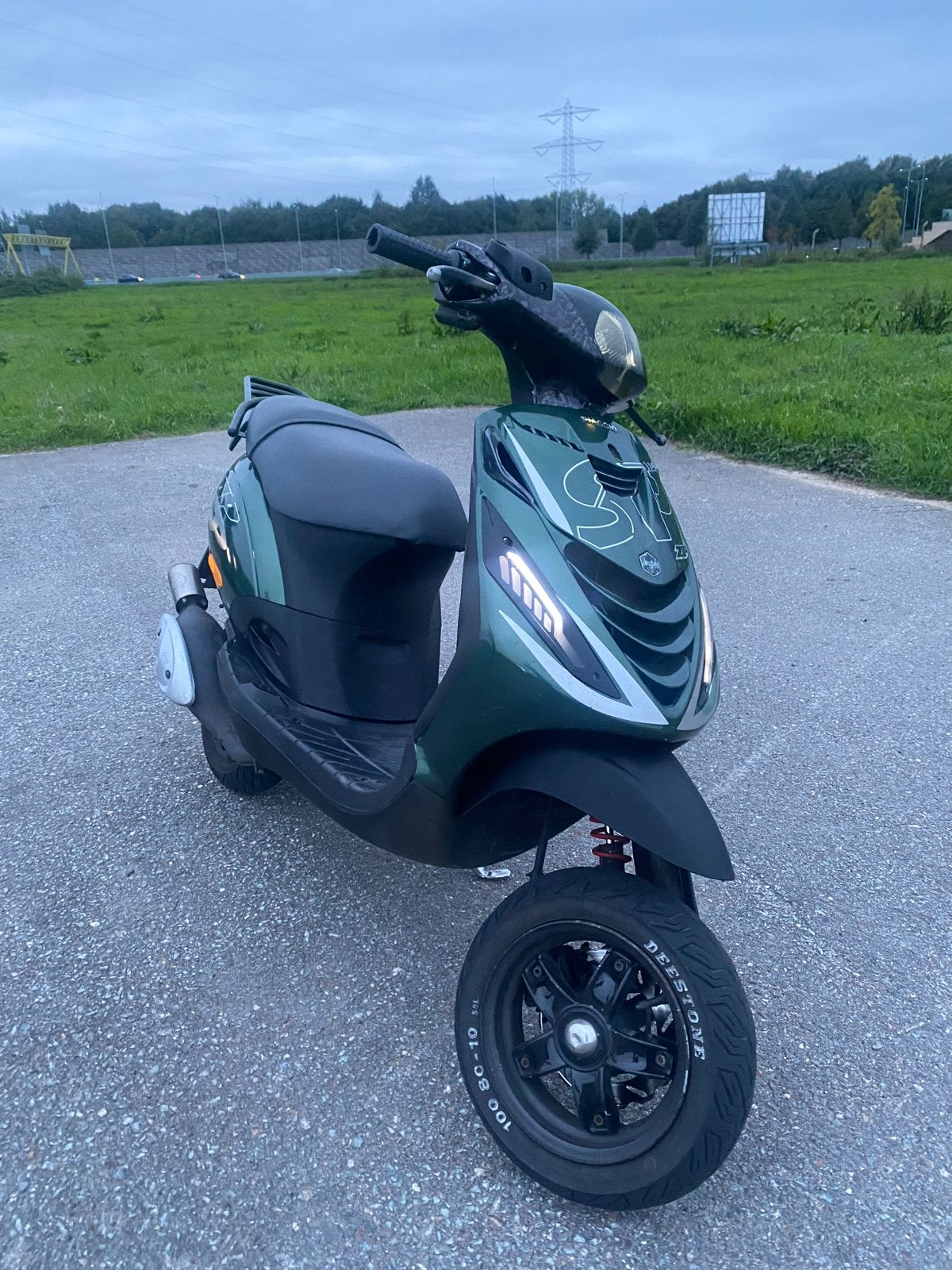 Gezocht: Piaggio Zip, Vespa Runner of Typhoon voor opknap, Ophalen of Verzenden, Gebruikt
