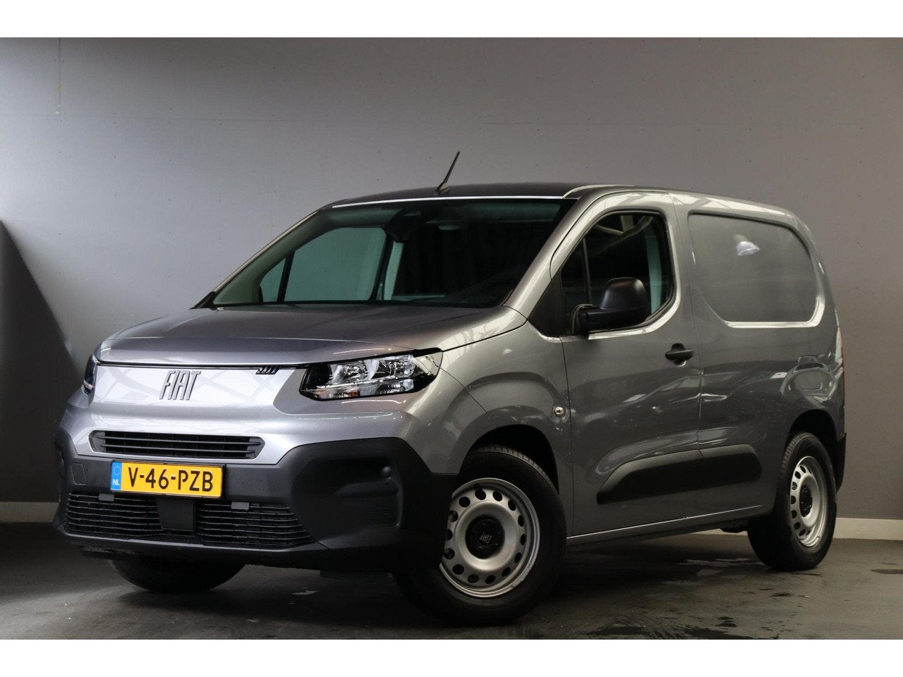 Fiat E-Doblò 136 L1 50 kWh Apple CarPlay Achteruitrijcamera, Automaat, Parkeersensor, 136 pk, Gebruikt