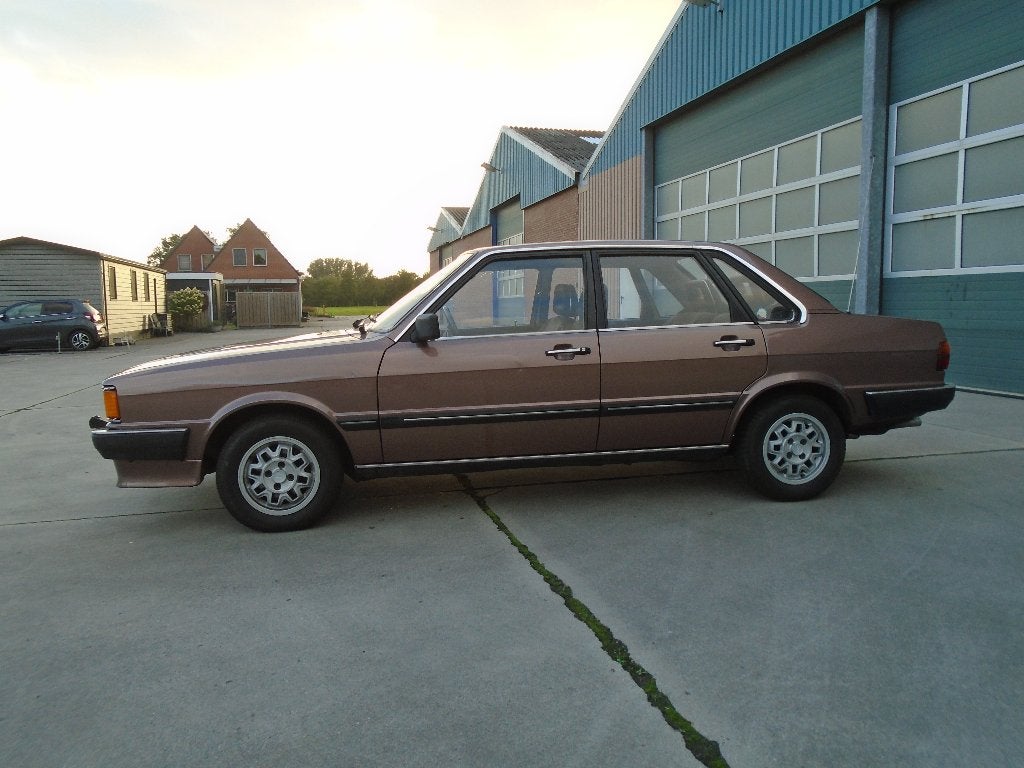 Audi 80 CD Oldtimer benzine automaat, Auto's, 136 pk, Bruin, 2144 cc, Audi