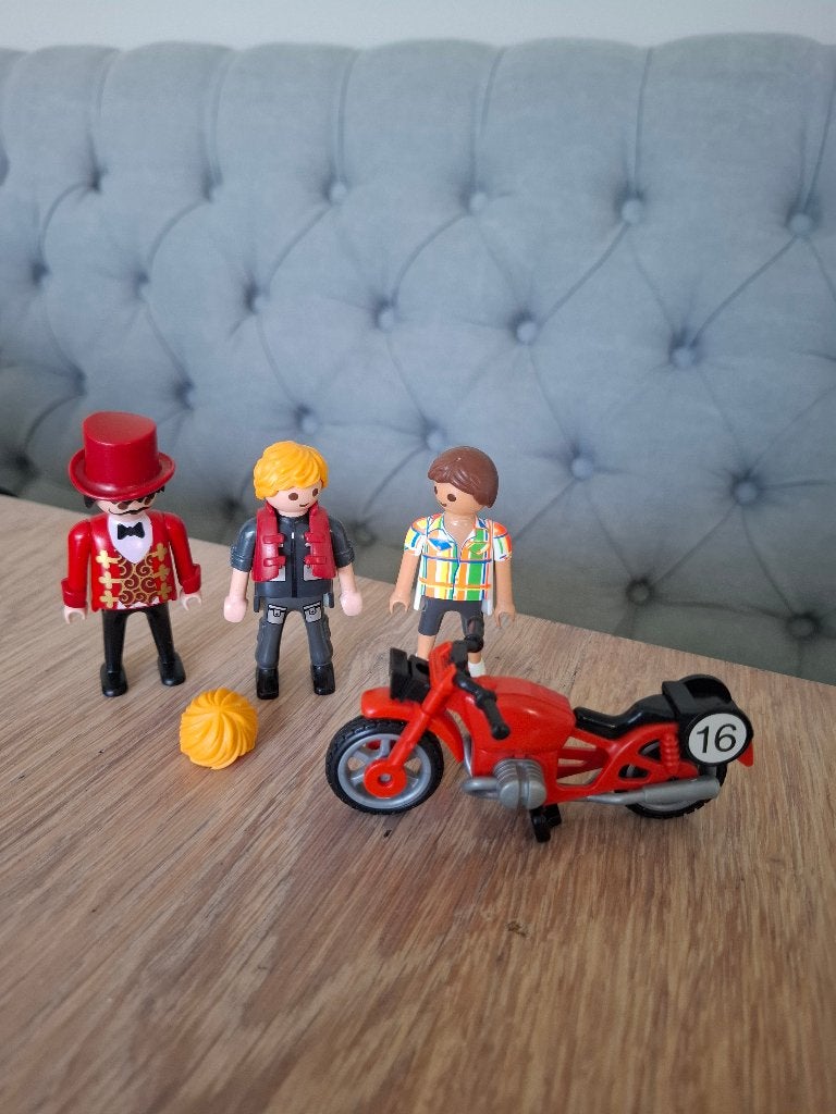 Playmobil set - rode motor met figuren, Kinderen en Baby's, Speelgoed | Playmobil, Ophalen of Verzenden, Zo goed als nieuw