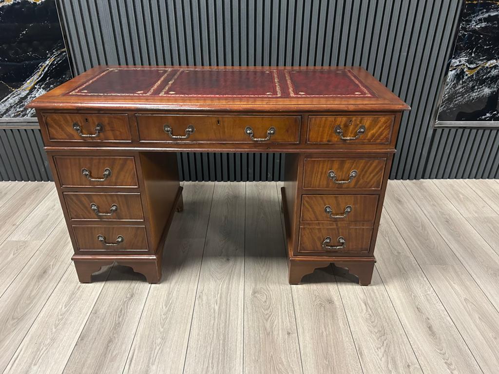 Chesterfield Klassiek Compact Lederen Bureau !!, Ophalen of Verzenden