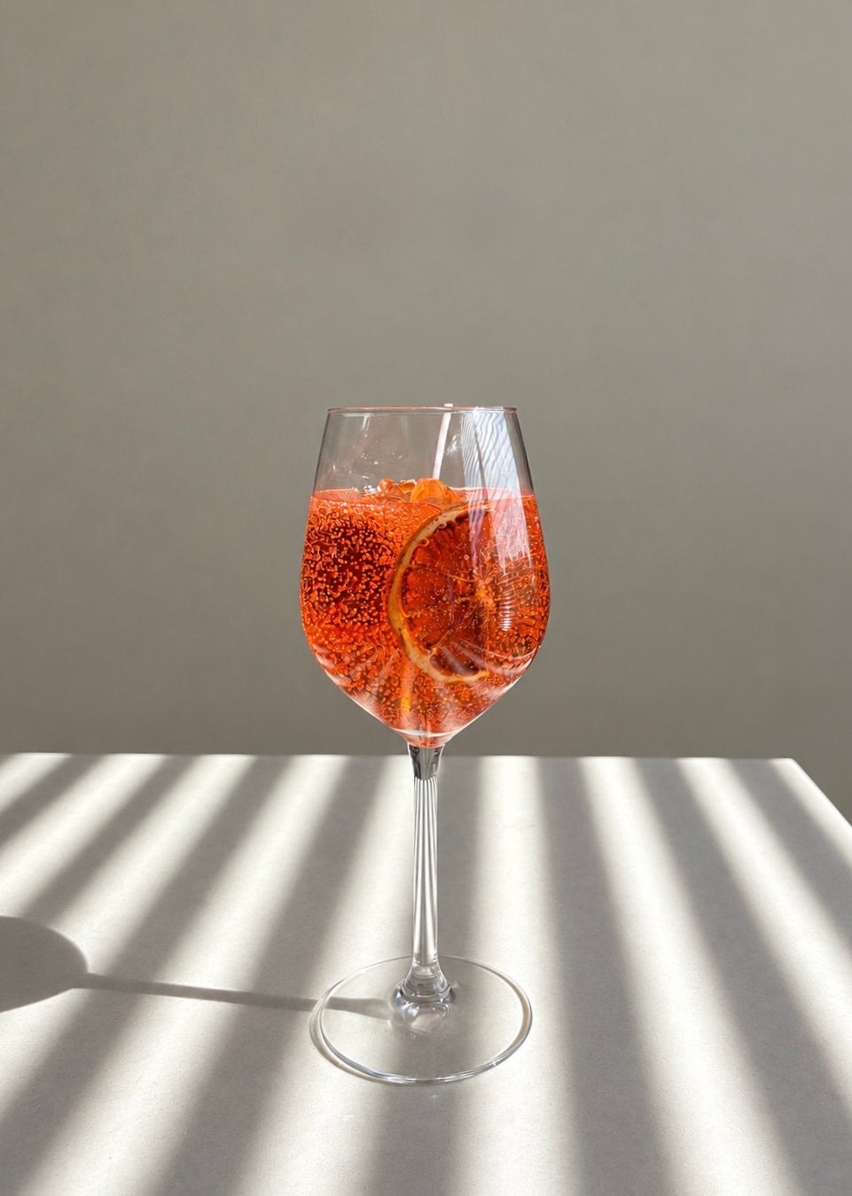 Prachtige Aperol Spritz kaars, Ophalen of Verzenden, Nieuw, Glas, Kaars