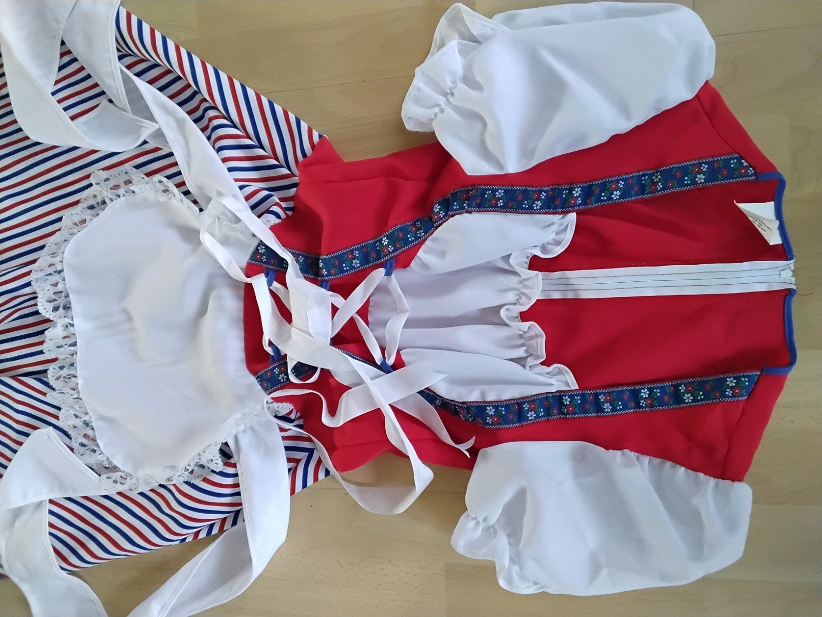 Tirollerjurk 40, Nieuw, Overige thema's, Kleding, Ophalen