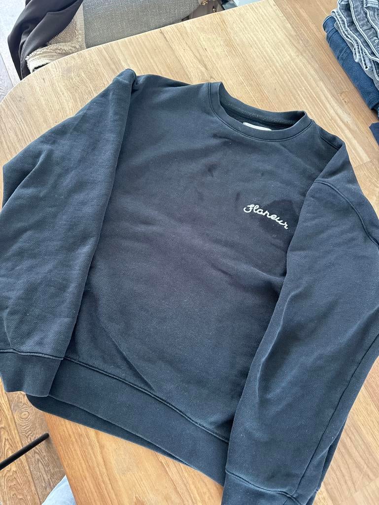 Zit klein vlekje komt door een doekje hij is gewoon mooi!, Kleding | Heren, Truien en Vesten, Ophalen, Zo goed als nieuw, Maat 46 (S) of kleiner