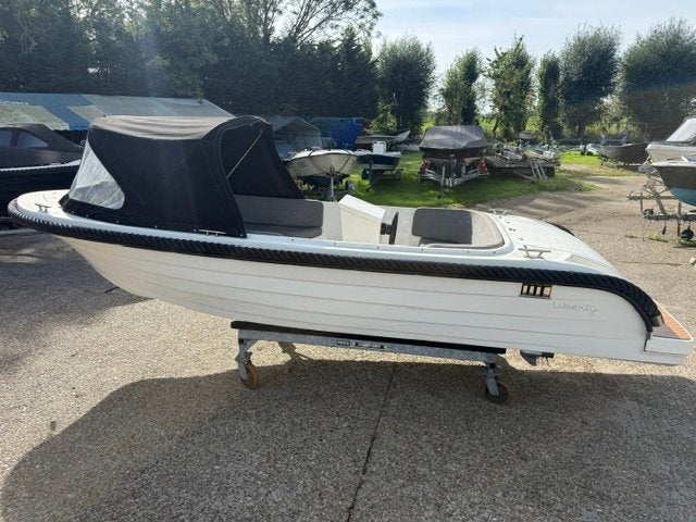 Gentle 555T, Watersport en Boten, Tender, Gebruikt, Overige brandstoffen, 6 m