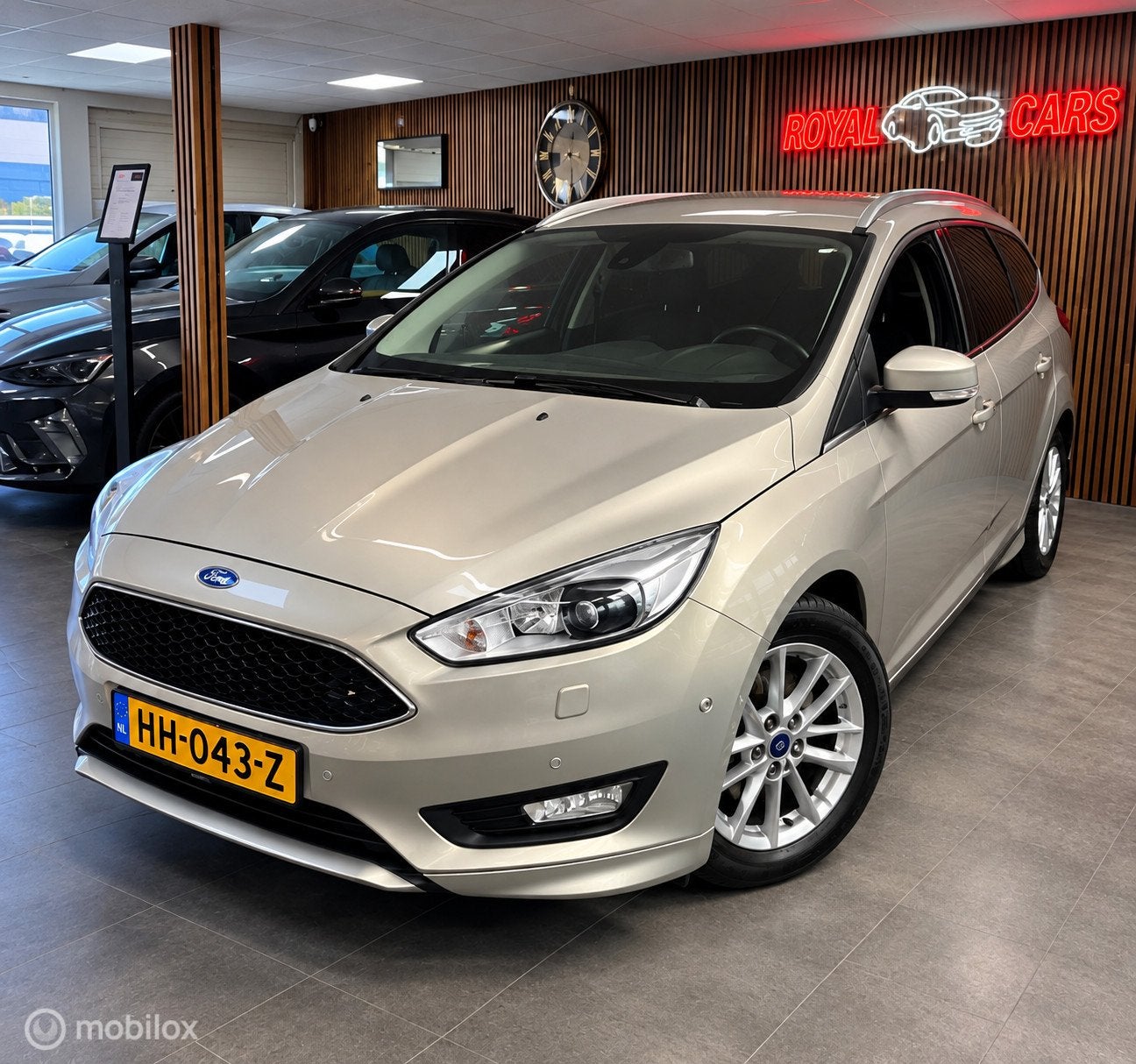 Ford Focus Wagon 1.5 Titanium Edition|Camera|NAVI|AUTOMAAT, 4 cilinders, 150 pk, Origineel Nederlands, 690 kg