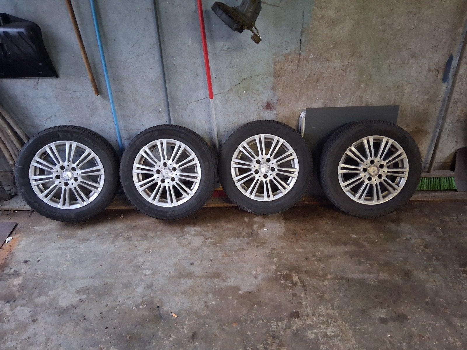 winterbanden x velgen Mercedes 5x112, Ophalen, Zo goed als nieuw