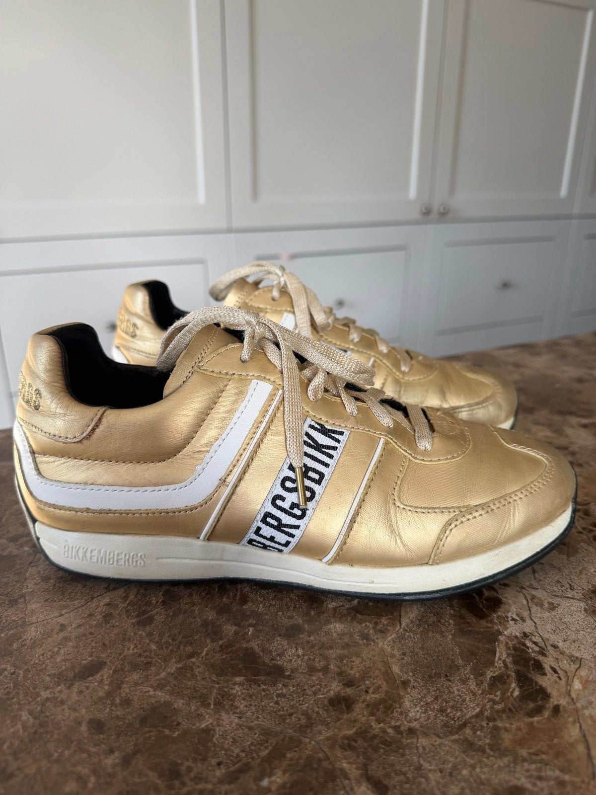 Bikkembergs gouden sneakers - Maat 38, Overige kleuren, Verzenden, Sneakers of Gympen, Gedragen