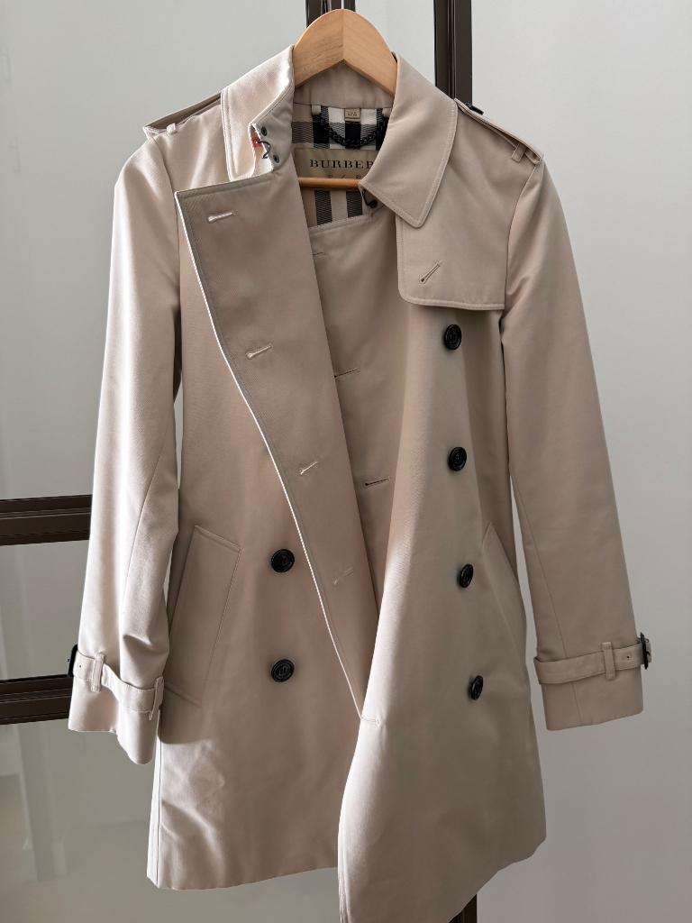 Burberry trenchcoat, Beige, Nieuw, Ophalen of Verzenden, Burberry