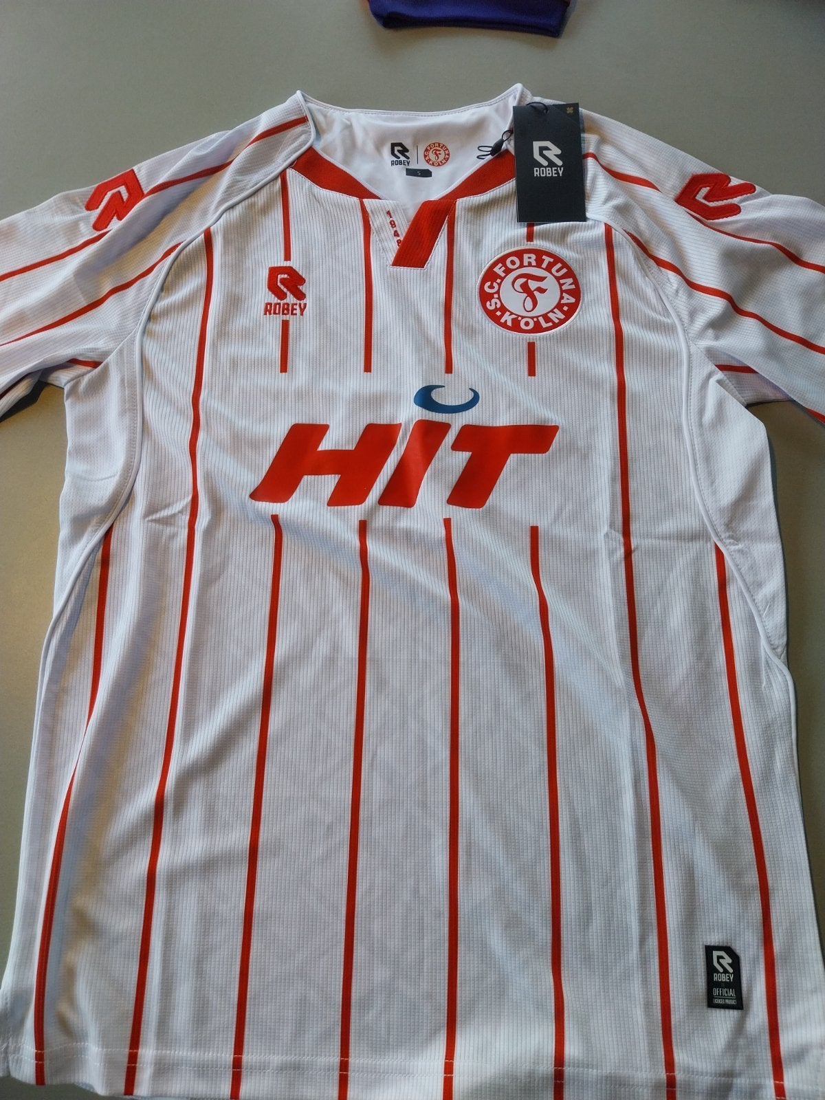 Fortuna Köln thuisshirt 2025/26 maat S, Maat S, Verzenden, Nieuw, Shirt