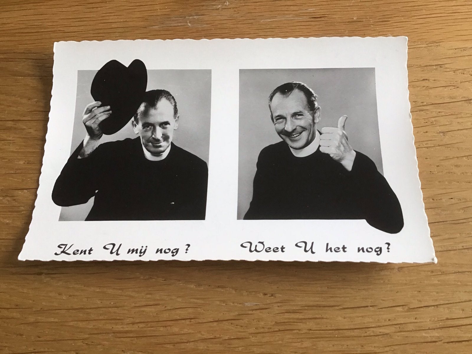Wie ben ik ?  Foto Kaart ., Antiek en Kunst, Antiek | Religie, Ophalen of Verzenden