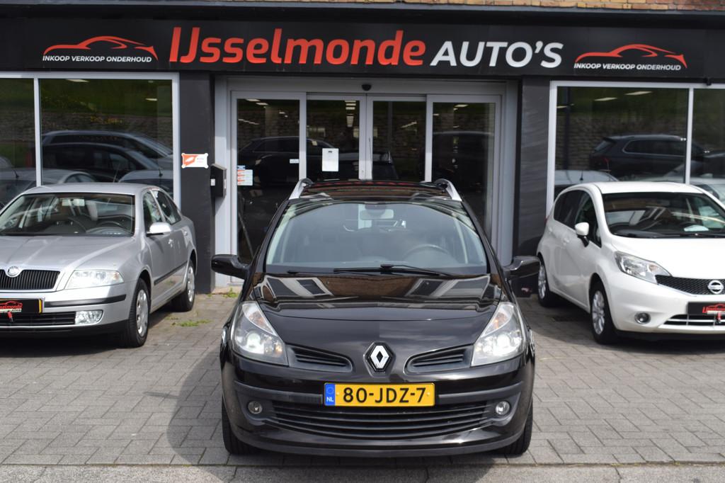 Renault Clio Estate 1.2 TCE Sélection Business Sport NAP Pa, Auto's, Voorwielaandrijving, Gebruikt, 4 cilinders, 1095 kg
