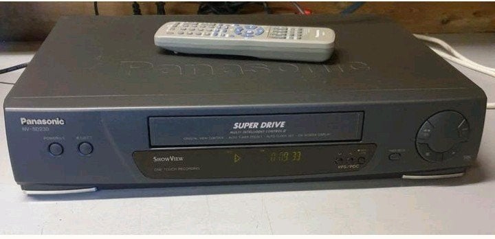 Panasonic videorecorder nv-sd230 + afstandsbediening, Ophalen of Verzenden, Zo goed als nieuw