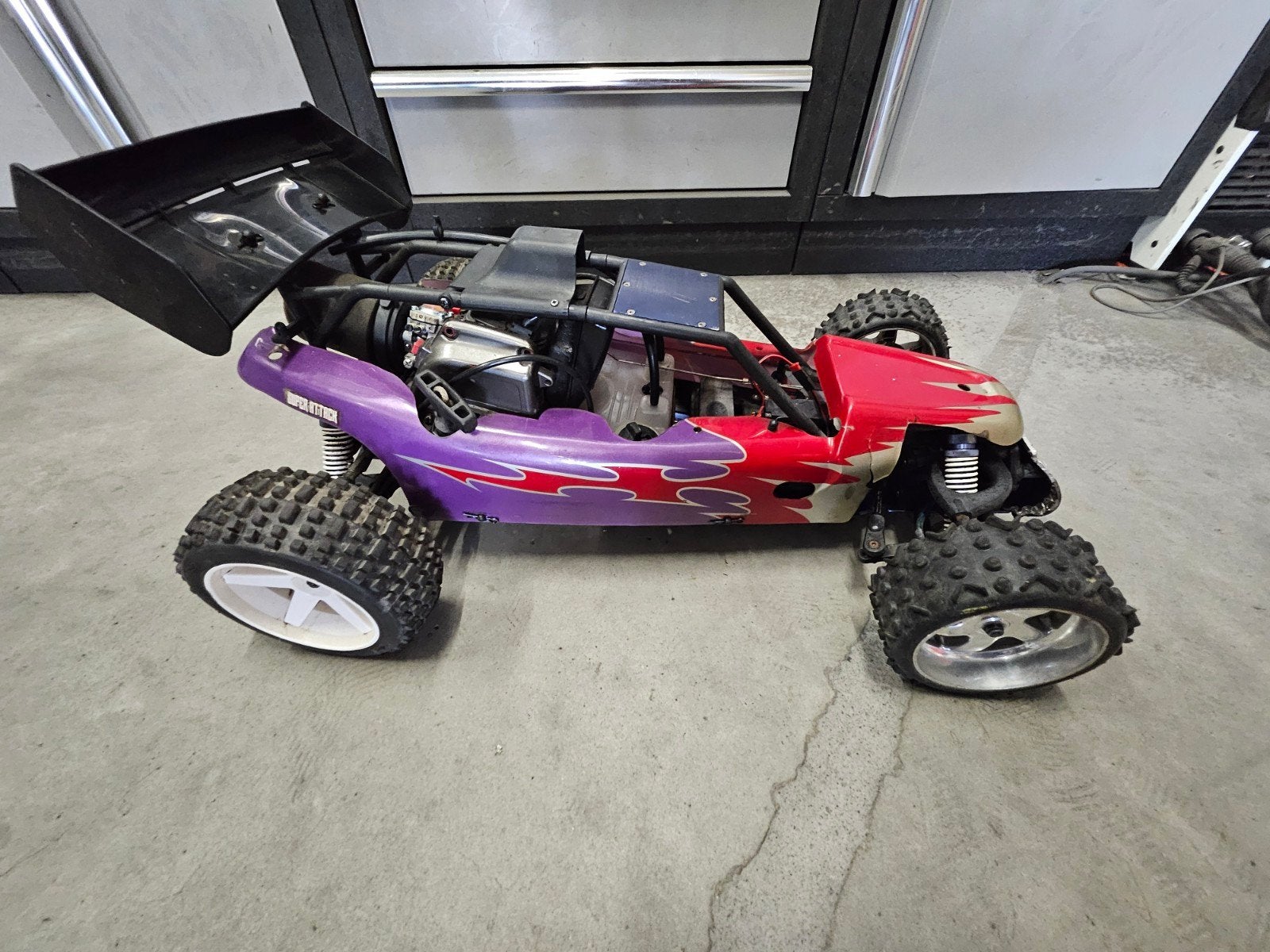 Carson rc benzine. 2WD buggy met veel onderdelen, Ophalen, Benzine, Auto offroad, Zo goed als nieuw