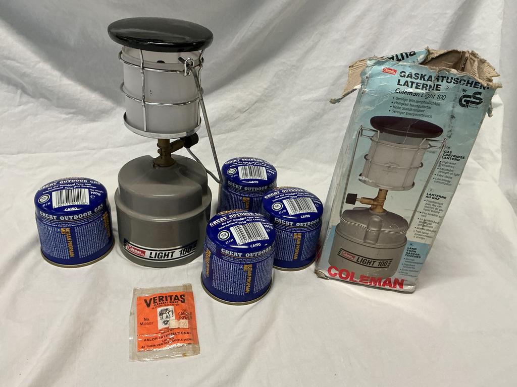 Coleman Camping Gaslamp Light 100 met extra's, Ophalen of Verzenden, Gebruikt