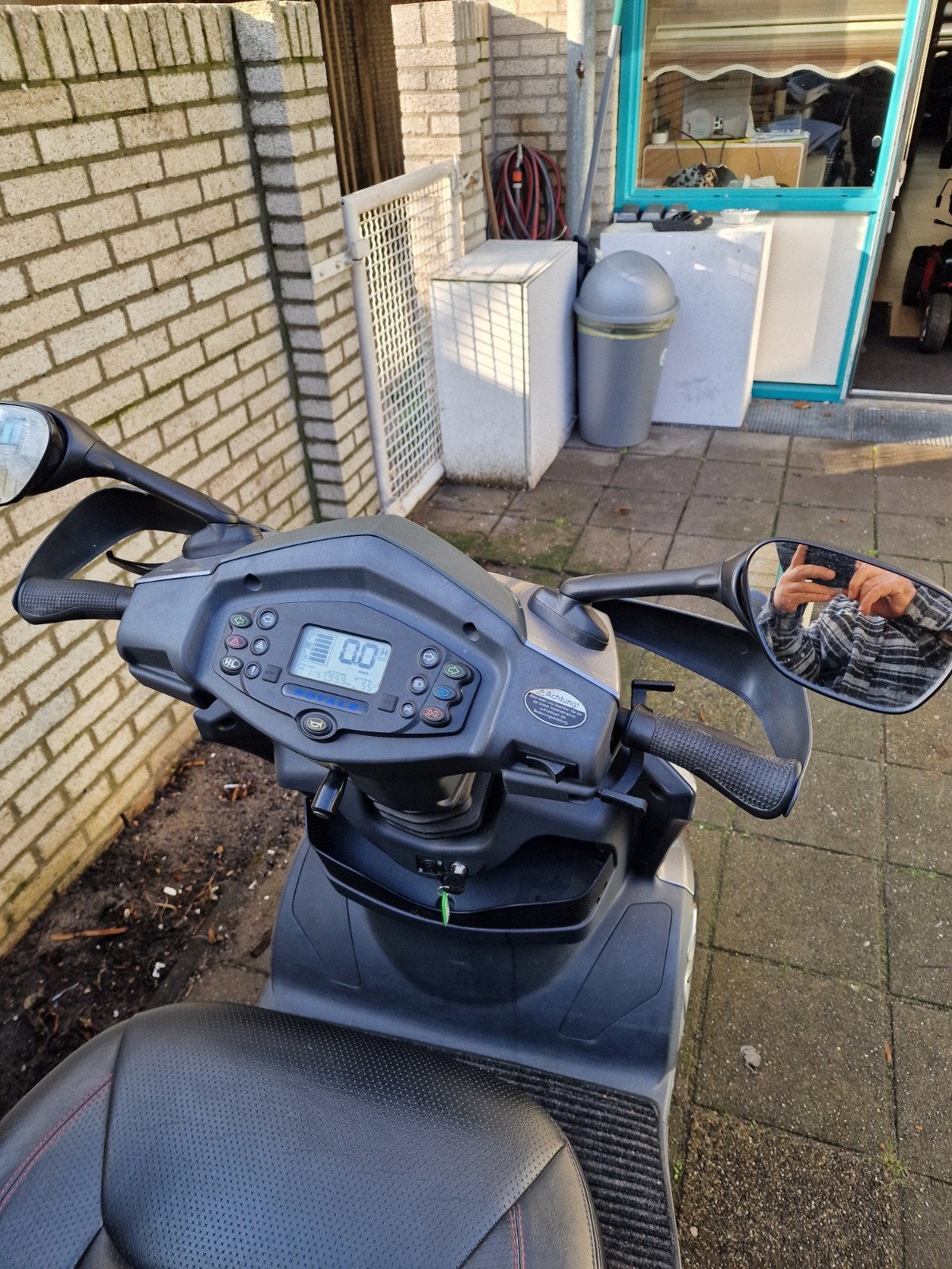 scootmobiel Royale 4 met splinternieuwen accu's in verpakkin, Diversen, Brommobielen en Scootmobielen, Overige merken, Ophalen of Verzenden