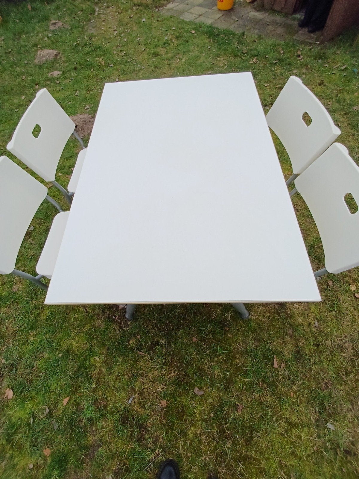 Mooie witte eethoek., Ophalen