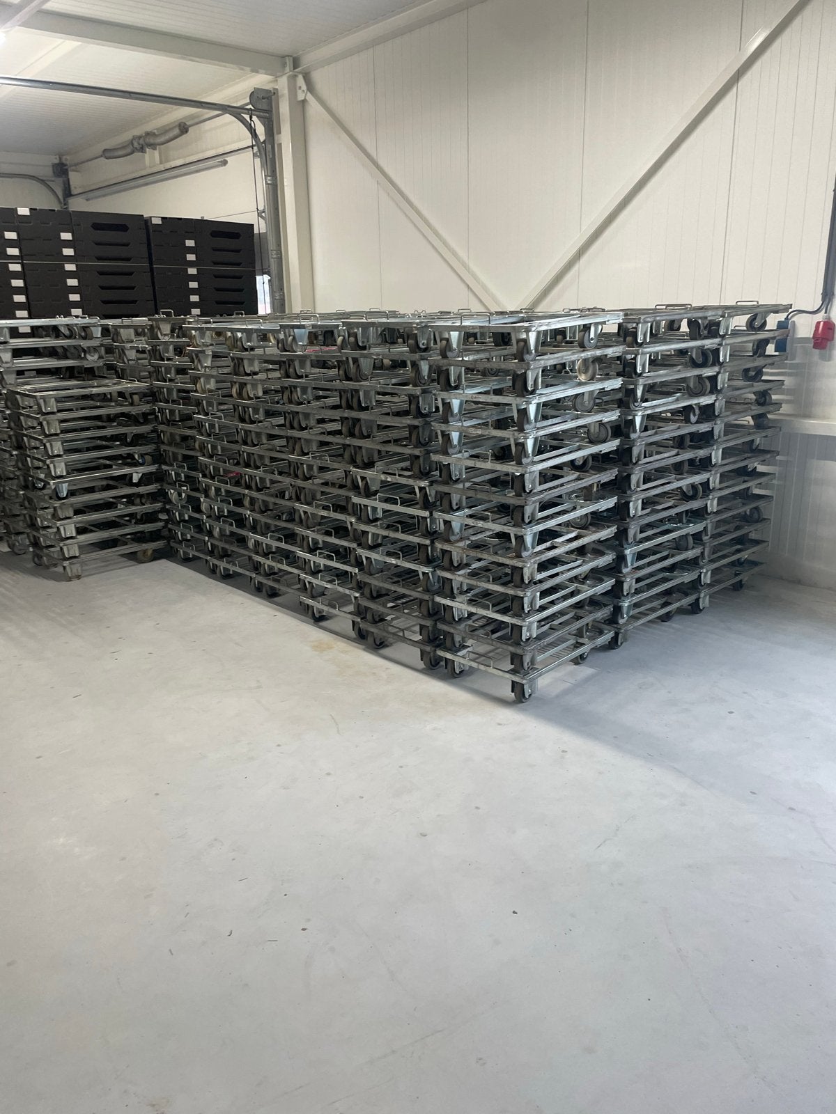 400 Dolly’s voor broban bakkerij kratten 12,50 pst, Doe-het-zelf en Verbouw, Kratten en Dozen, Ophalen, Gebruikt, Krat, Minder dan 35 cm
