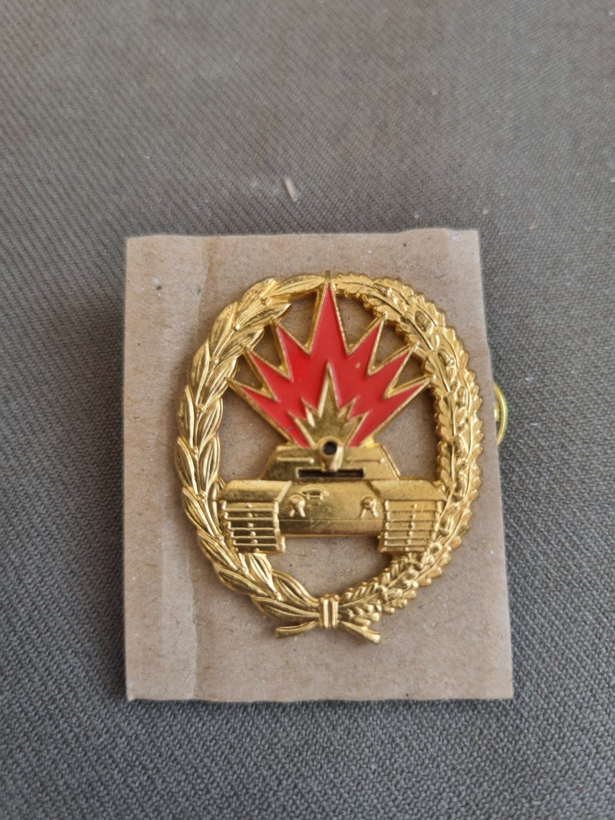 Pinspeld Pantserbestrijdings systemen, Ophalen of Verzenden, Landmacht, Nederland, Embleem of Badge