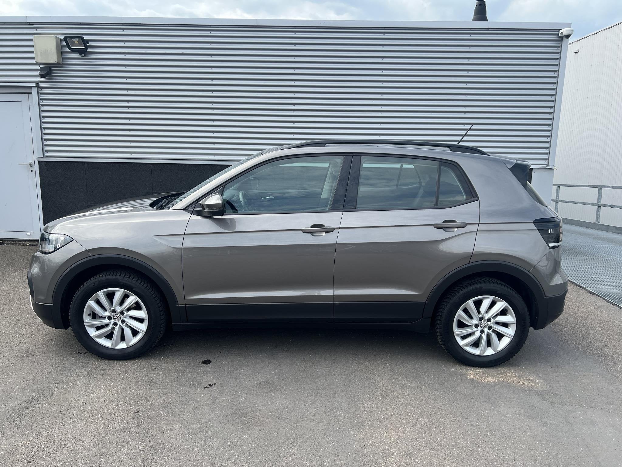 Volkswagen T-Cross 1.0 TSI Life Dodehoekdetectie, Parkeersen, Voorwielaandrijving, Gebruikt, Bedrijf, Handgeschakeld