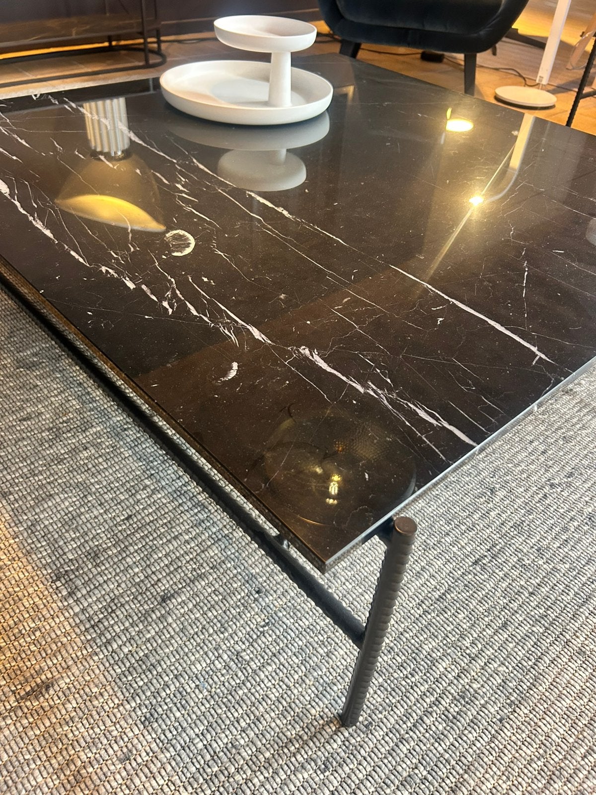 Hay rebar salontafel zwart marmer 100x100, Ophalen, 50 tot 100 cm, Nieuw, Metaal