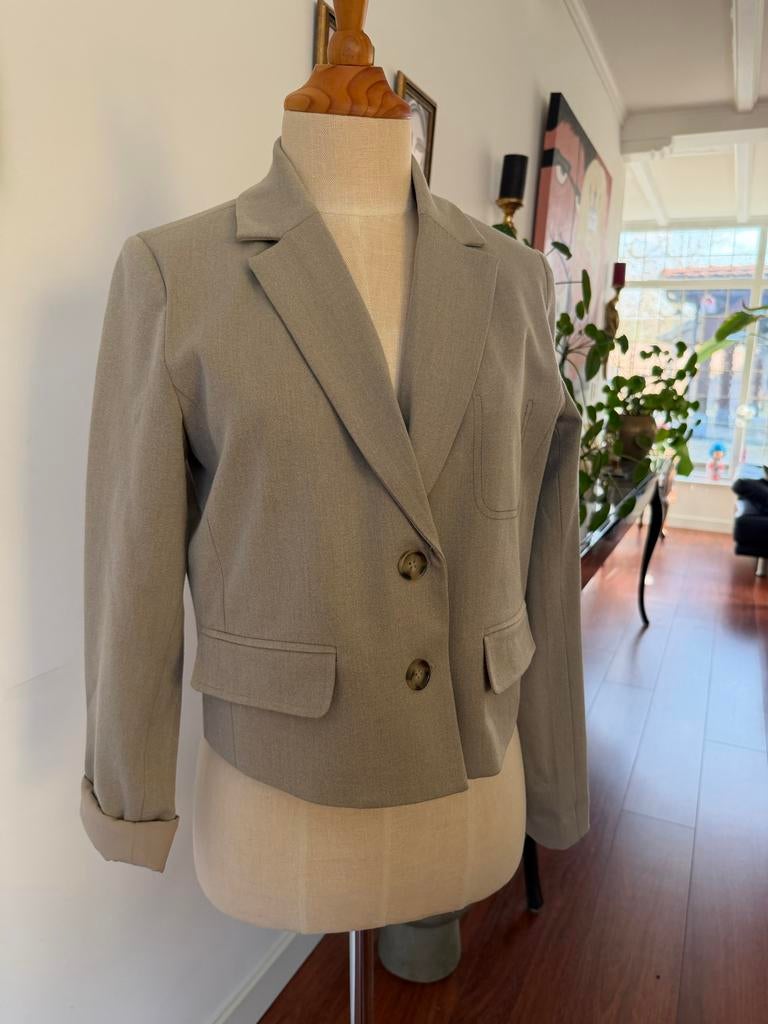 Yaya colbertje jasje zandkleurig maat 36, Kleding | Dames, Beige, Ophalen of Verzenden, Zo goed als nieuw, Jasje