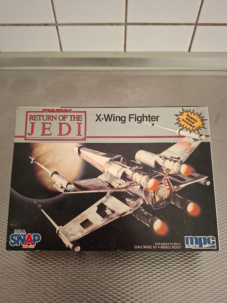 Star Wars X-Wing Bouwmodel, Hobby en Vrije tijd, Modelbouw | Auto's en Voertuigen, Nieuw, Overige typen, Groter dan 1:32, Overige merken