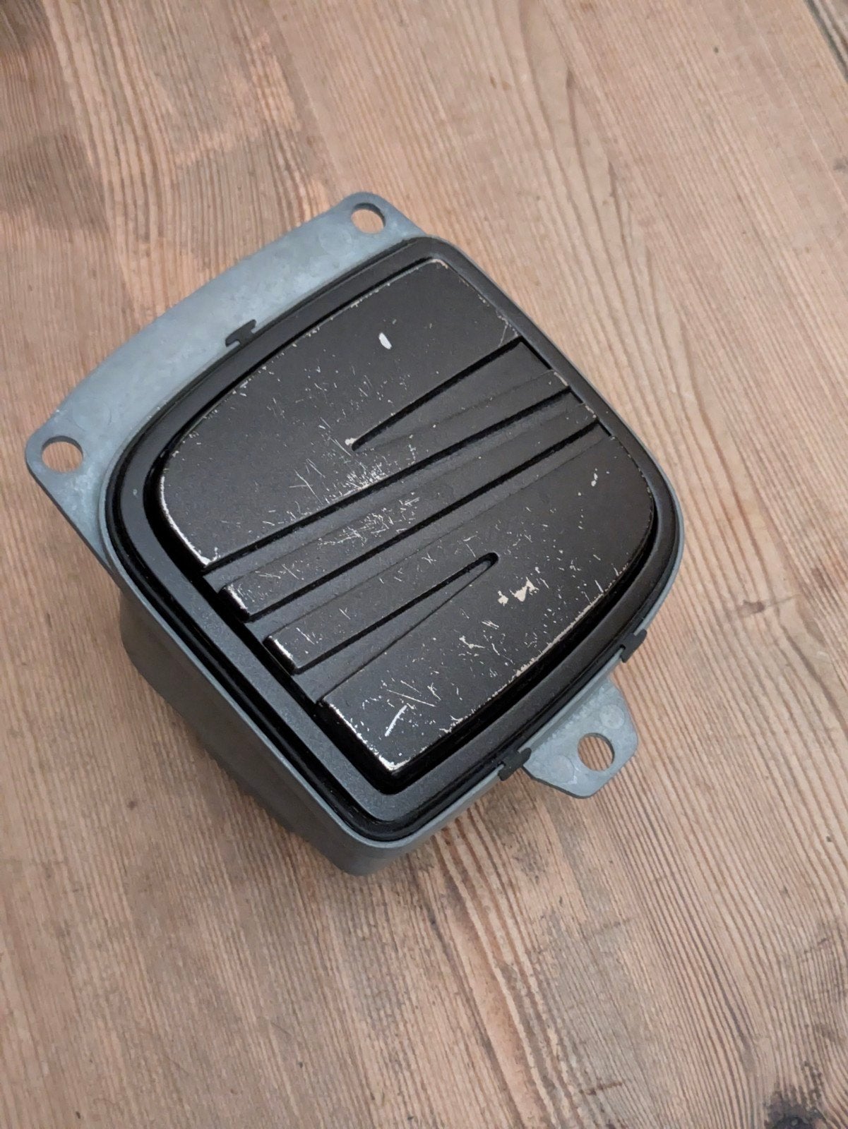 Seat Achterklep Handgreep 5P0.827.565.C, Ophalen of Verzenden, Gebruikt, Seat