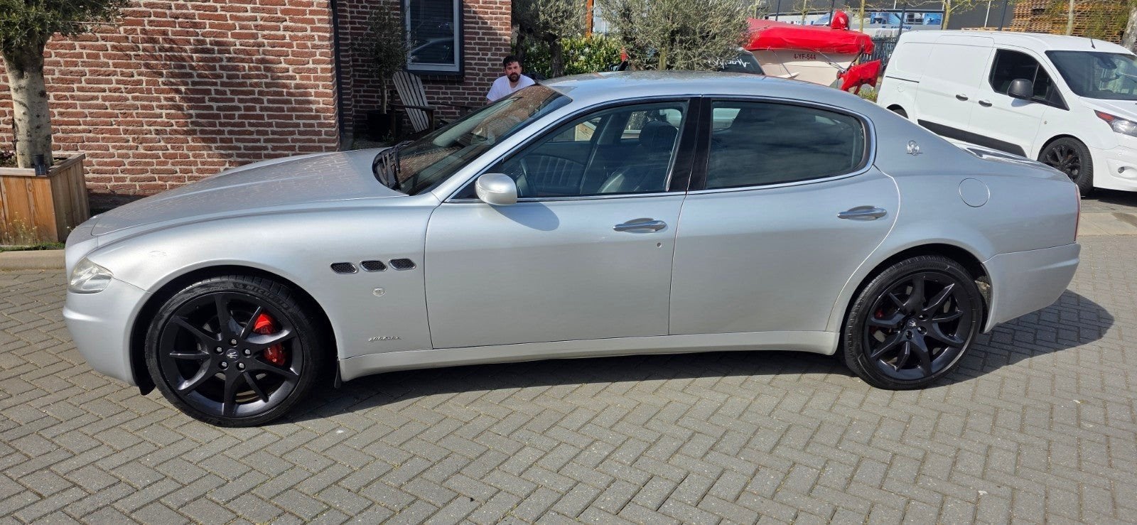 Maserati Quattroporte 4.2 V8 2004 Grijs, Automaat, 8 cilinders, Sedan, Quattroporte