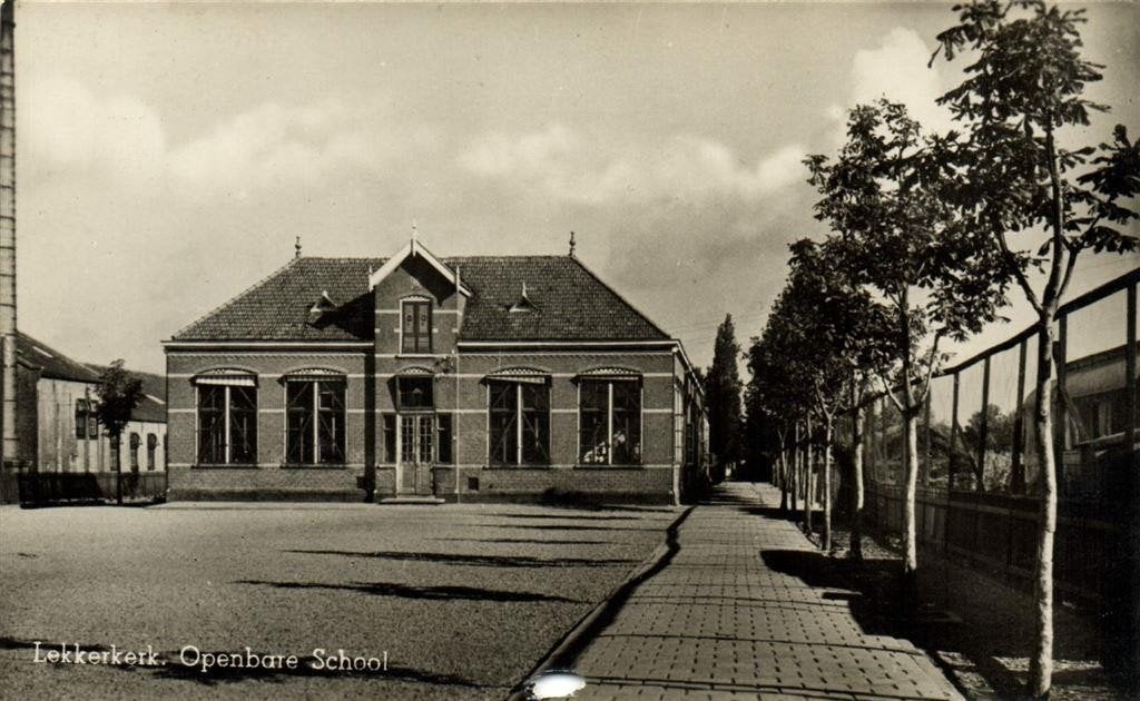 Lekkerkerk. Openbare School - B-keus - ongelopen, Ophalen of Verzenden, 1940 tot 1960, Ongelopen, Noord-Brabant
